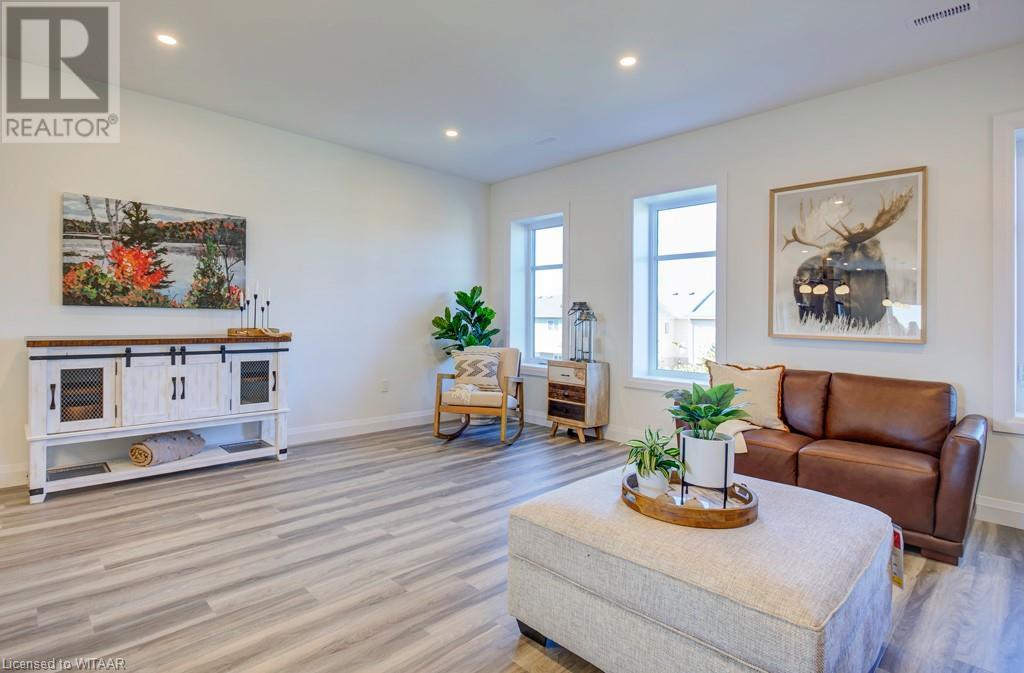 361 Quarter Town Line Unit# 1108, Tillsonburg, Ontario  N4G 5T9 - Photo 5 - 40652495