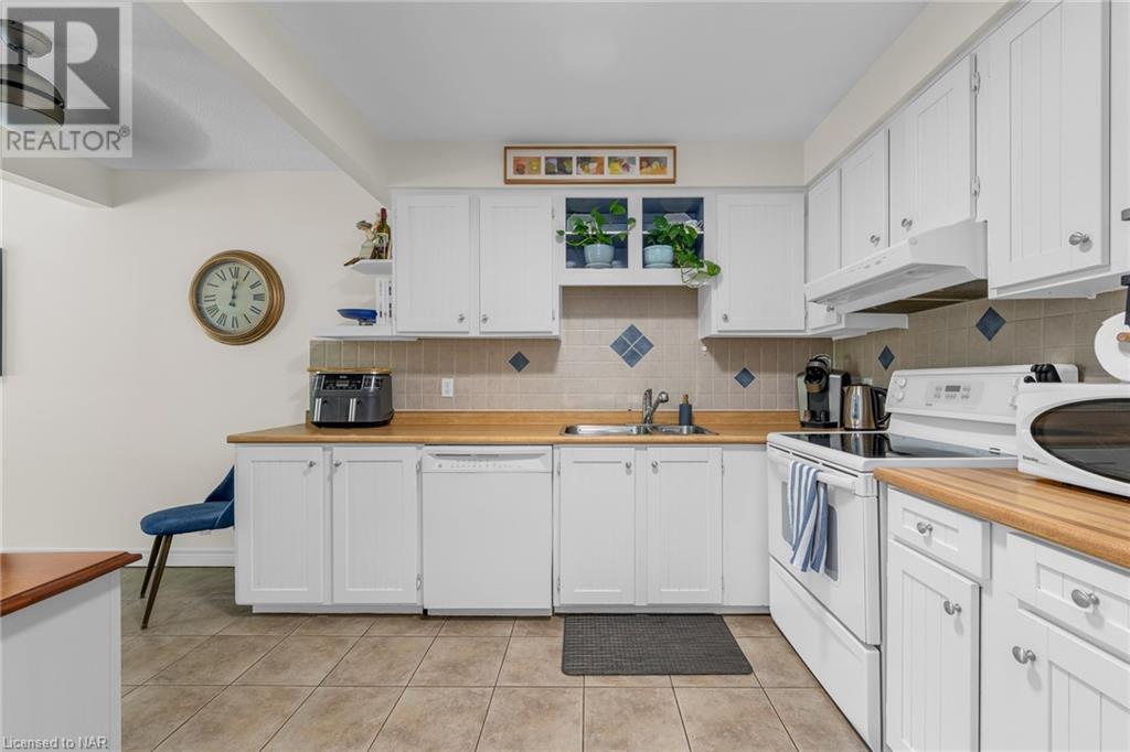 122 Lakeshore Road Unit# 34, St. Catharines, Ontario  L2N 6N6 - Photo 6 - 40649796