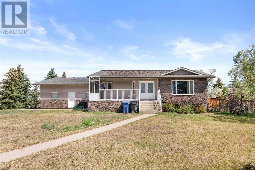 1503 Eagle View Place SW, Medicine Hat, Alberta