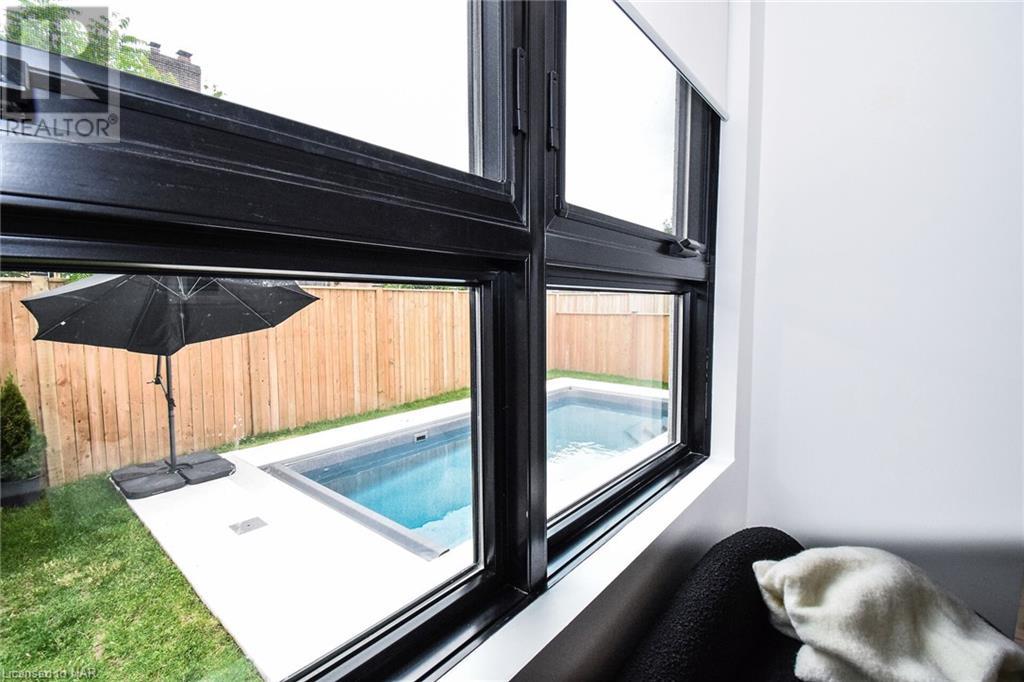 82 Ivy Crescent, Thorold, Ontario  L2V 0J9 - Photo 14 - 40672804