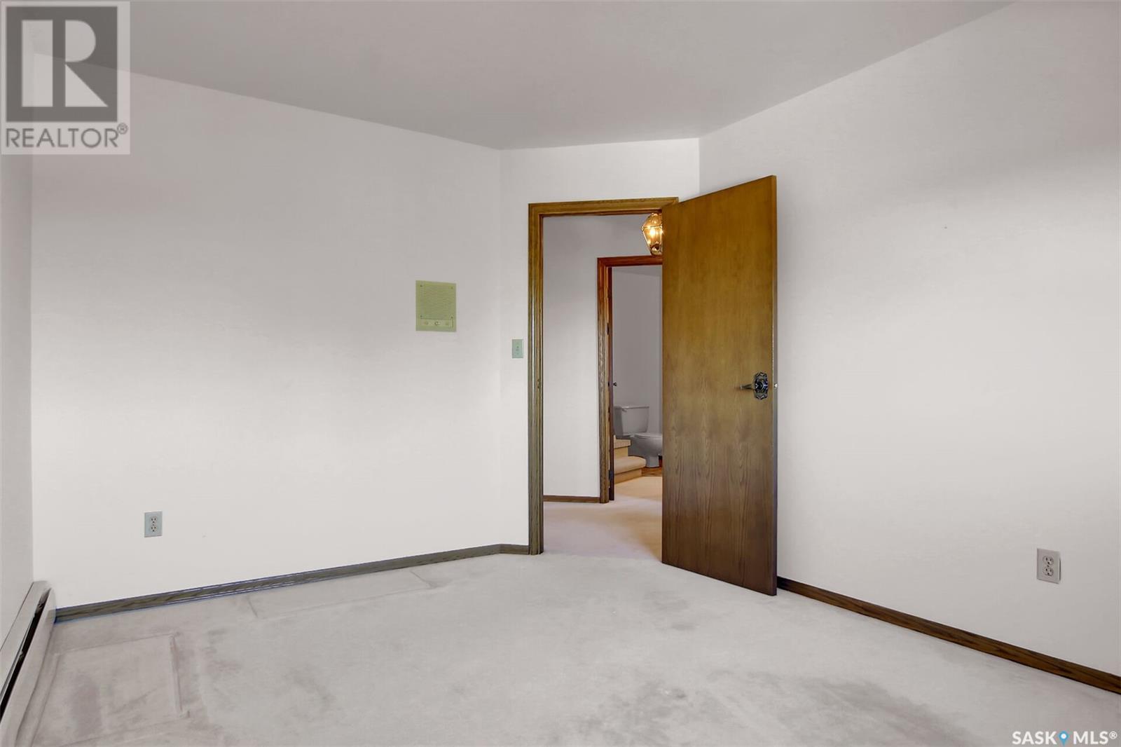 25 Morin Crescent, Gravelbourg, Saskatchewan  S0H 1X0 - Photo 32 - SK987402