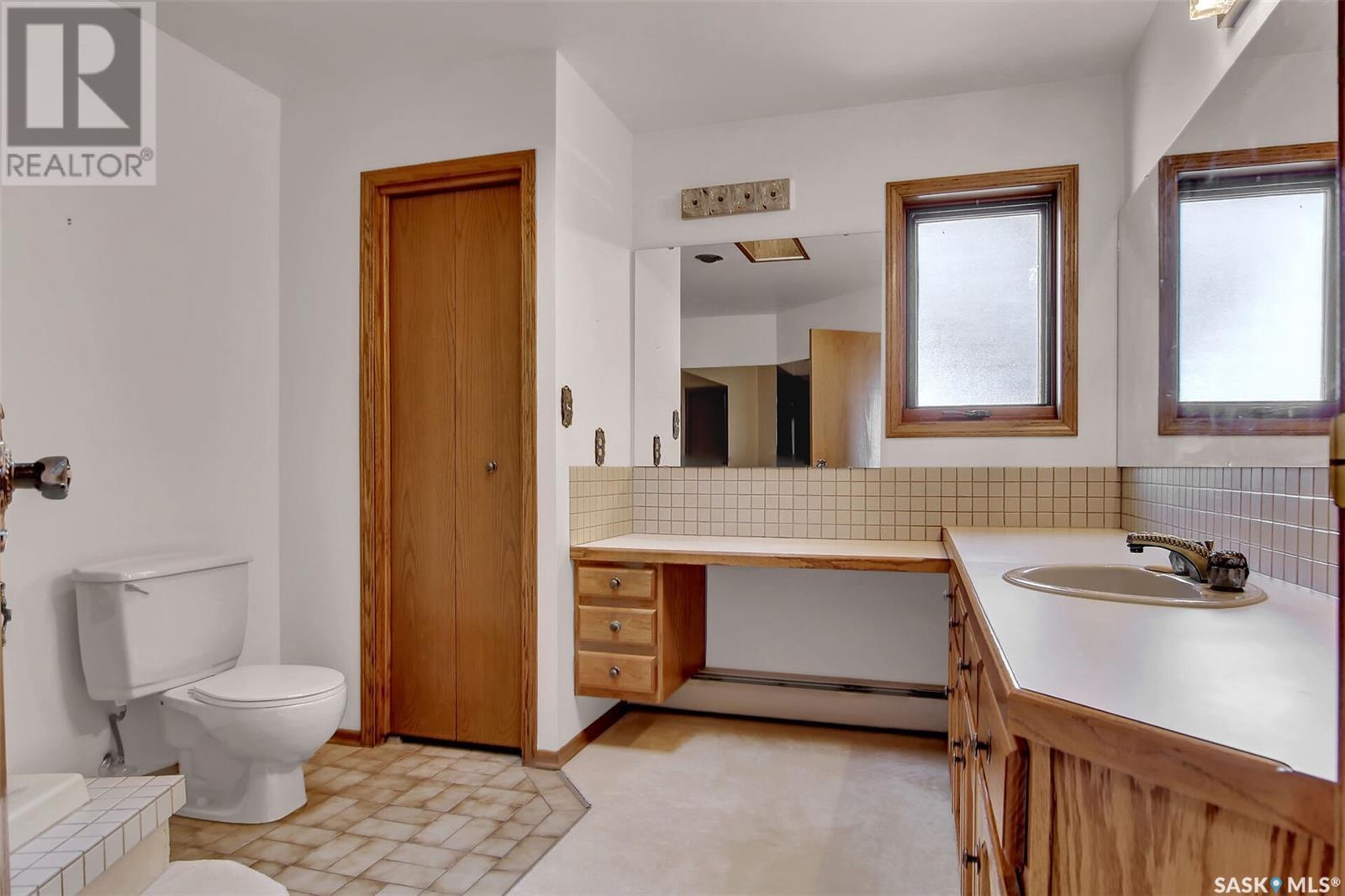 25 Morin Crescent, Gravelbourg, Saskatchewan  S0H 1X0 - Photo 33 - SK987402
