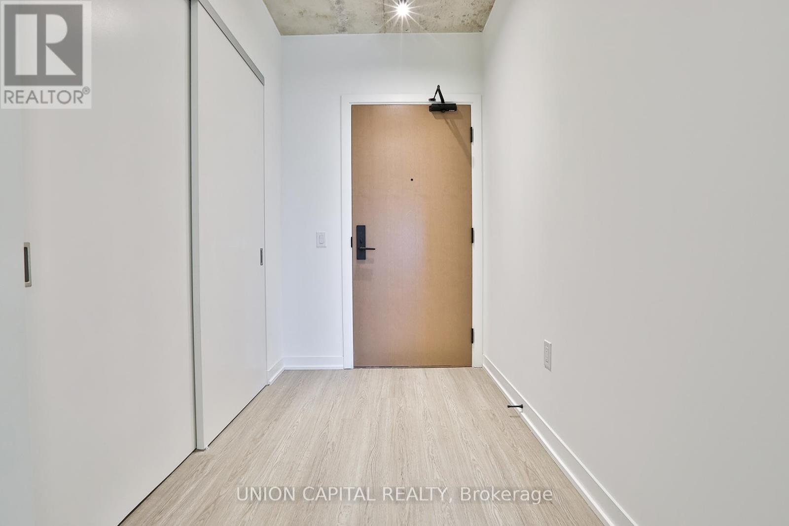 1201 - 195 Mccaul Street, Toronto, Ontario  M5T 1W6 - Photo 6 - C10405784