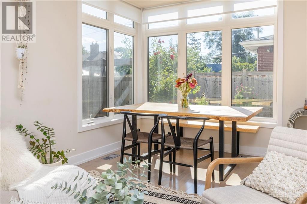 1306 Avenue P Avenue, Ottawa, Ontario  K1G 0B3 - Photo 12 - X10418935