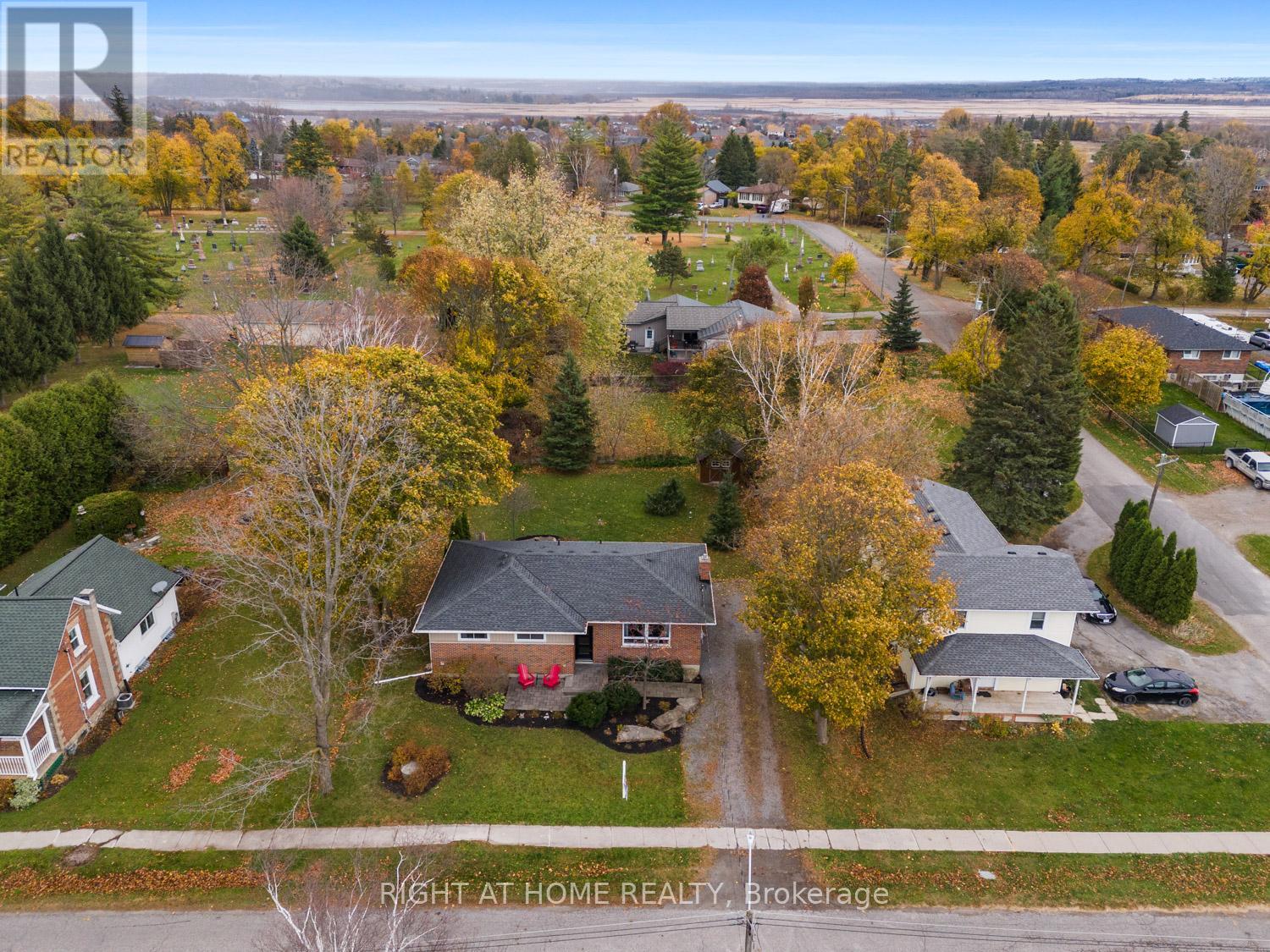 31 Jeffrey Street, Scugog, Ontario  L9L 1C2 - Photo 4 - E10406020