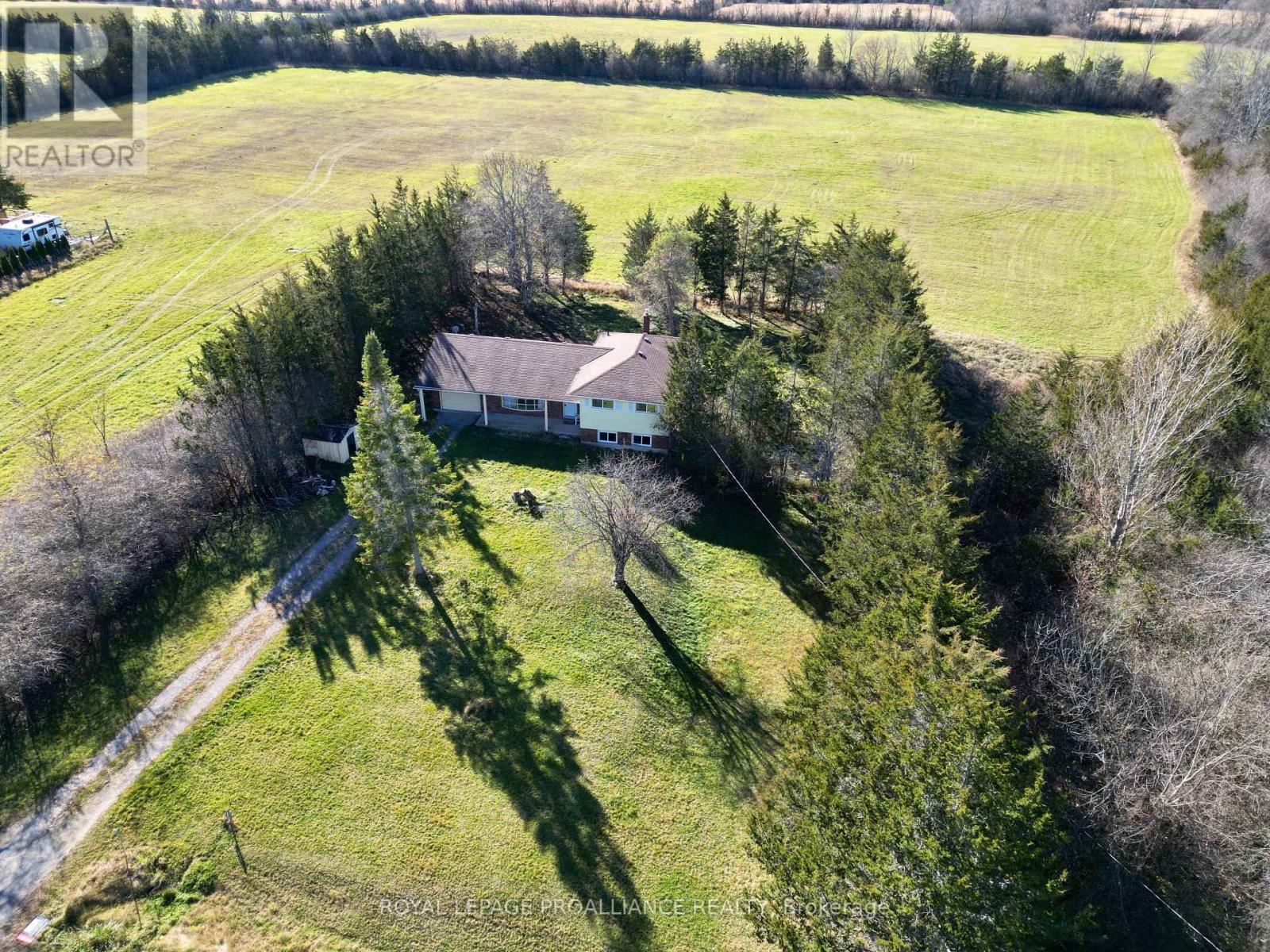 545 County Rd 19, Prince Edward County (Ameliasburgh), Ontario  K0K 1A0 - Photo 2 - X10405991