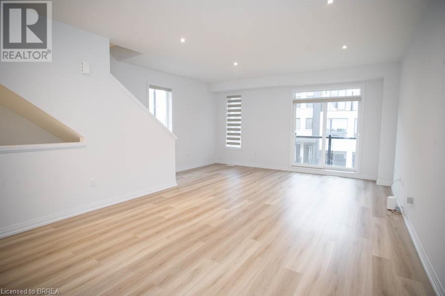 55 Tom Brown Drive Unit# 40, Paris, Ontario  N3L 0N5 - Photo 4 - 40672476