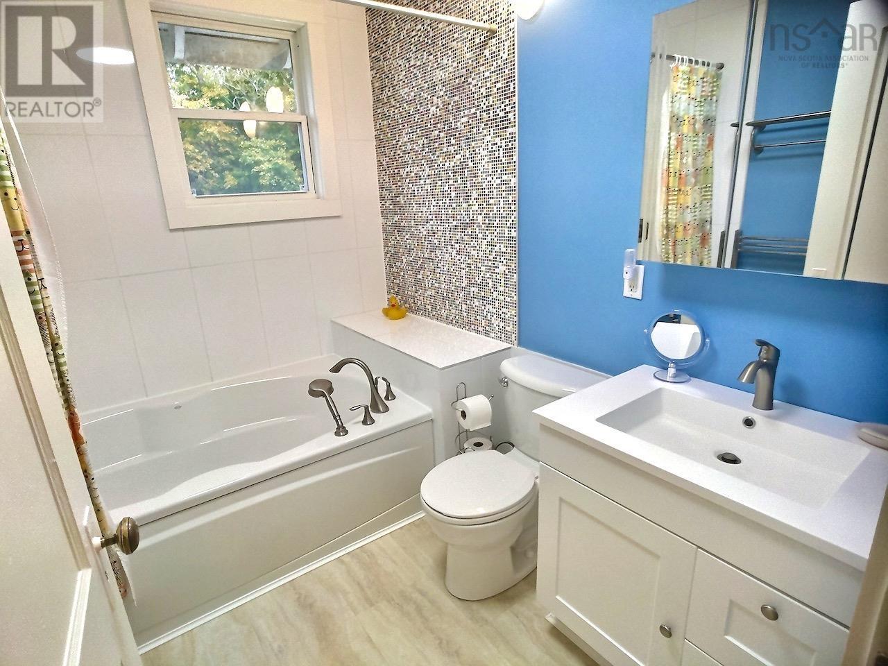 62 School Street, Annapolis Royal, Nova Scotia  B0S 1A0 - Photo 12 - 202425969