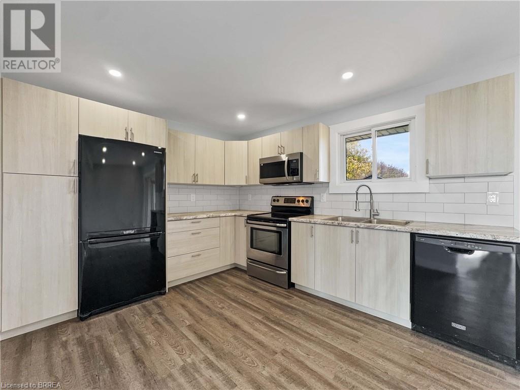 19 13th Concession, Simcoe, Ontario  N3Y 4K3 - Photo 3 - 40670118