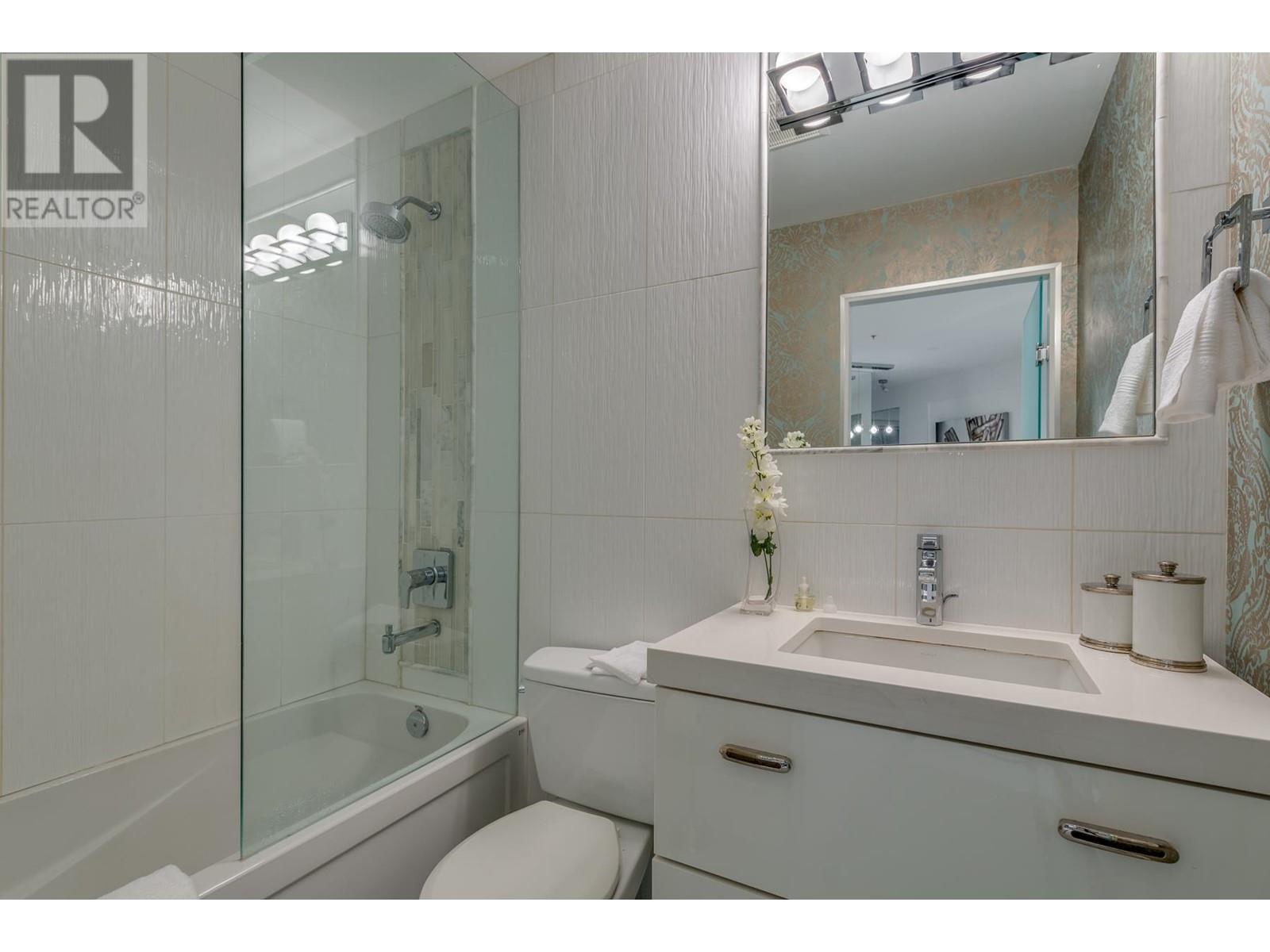 203 1177 Hornby Street, Vancouver, British Columbia  V6Z 2E9 - Photo 14 - R2941357