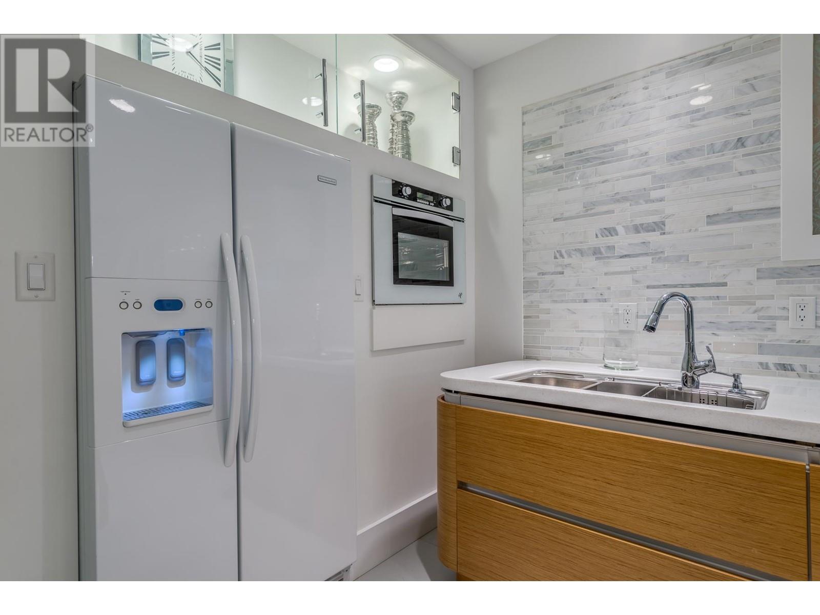 203 1177 Hornby Street, Vancouver, British Columbia  V6Z 2E9 - Photo 7 - R2941357