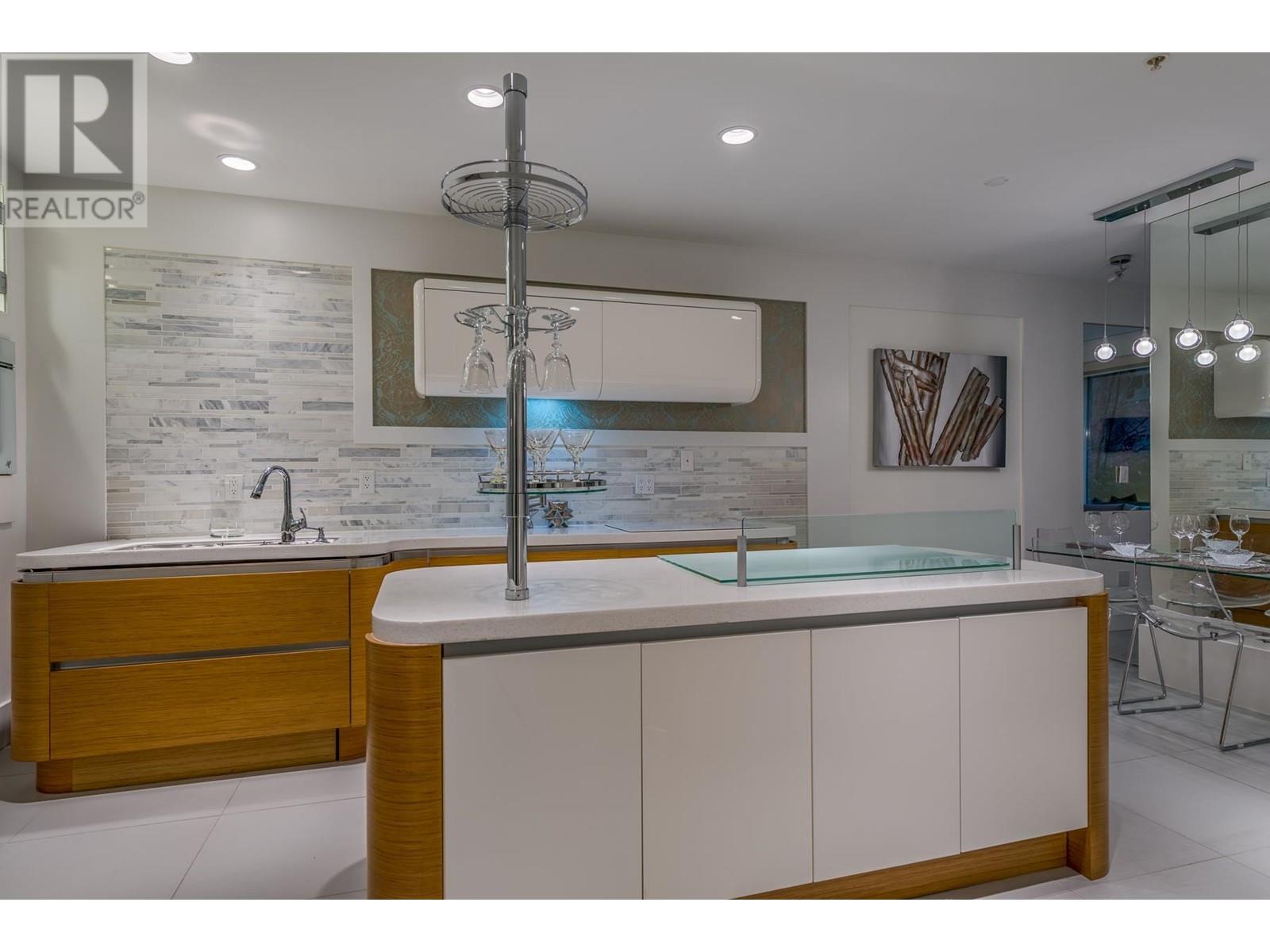 203 1177 Hornby Street, Vancouver, British Columbia  V6Z 2E9 - Photo 8 - R2941357