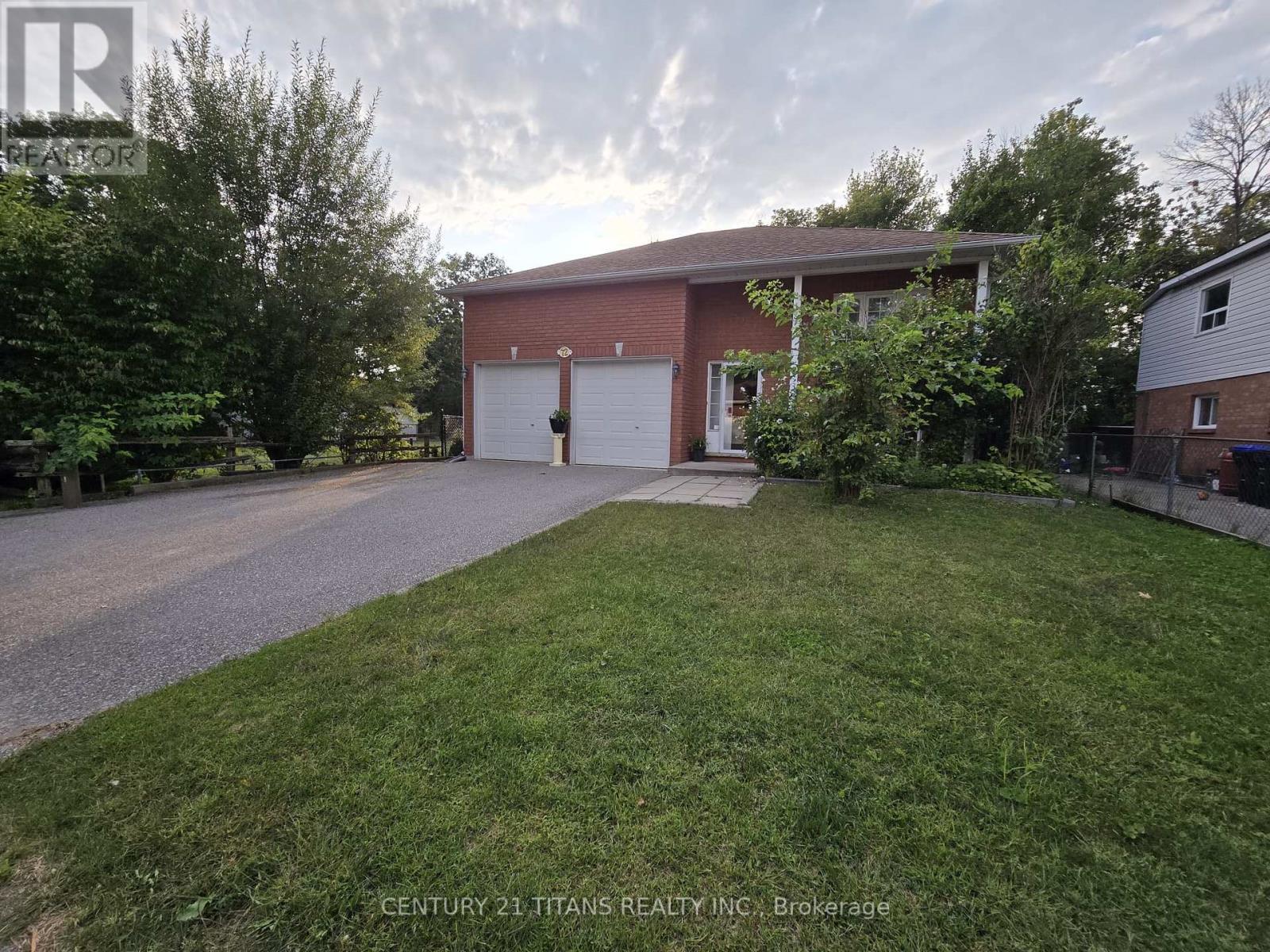 72 FOREST AVENUE, Wasaga Beach, Ontario