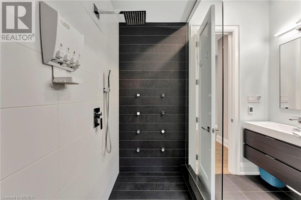 1 Gaywood Gardens, Brantford, Ontario  N3T 5J7 - Photo 14 - 40663710