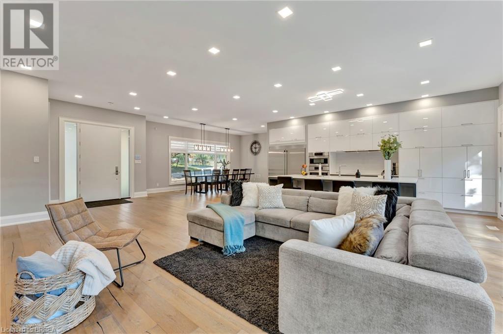 1 Gaywood Gardens, Brantford, Ontario  N3T 5J7 - Photo 6 - 40663710