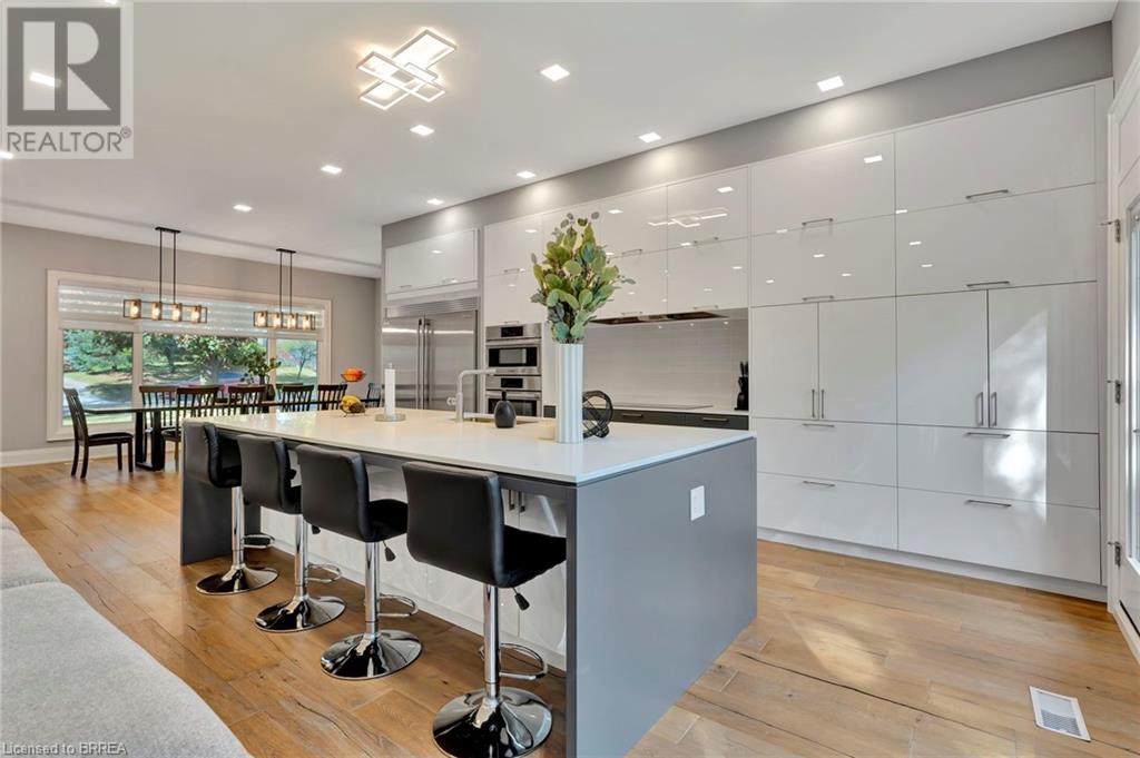 1 Gaywood Gardens, Brantford, Ontario  N3T 5J7 - Photo 8 - 40663710