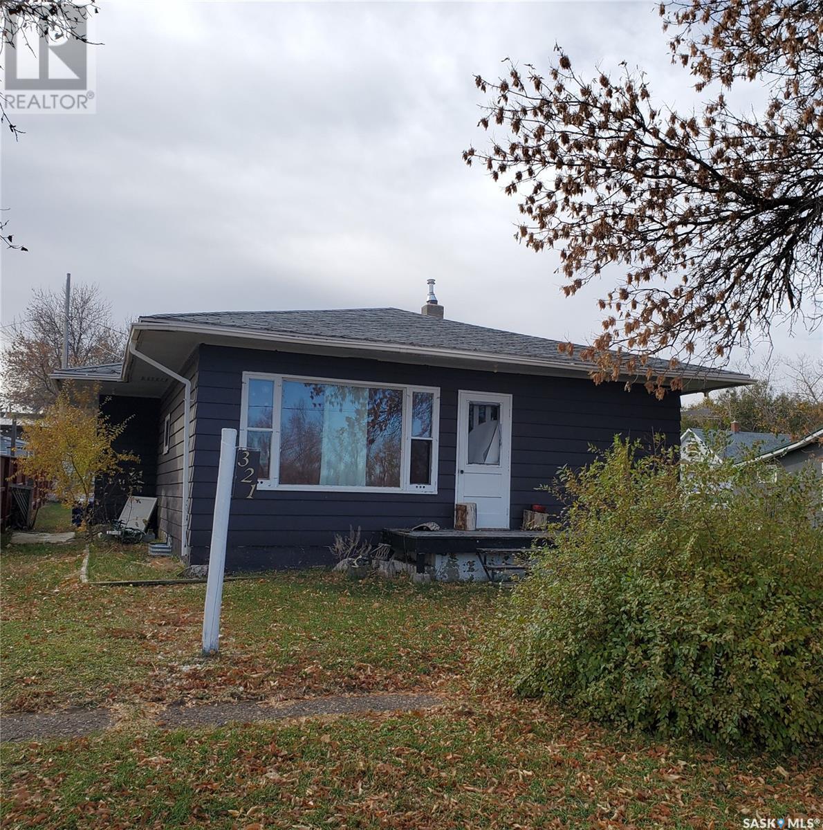 321 Railway Avenue E, Ponteix, Saskatchewan  S0N 1Z0 - Photo 16 - SK984867