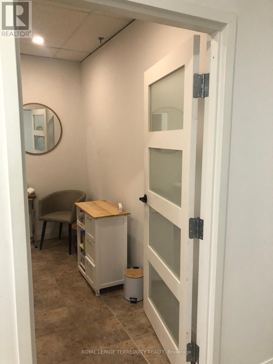 13-202 - 8611 Weston Road, Vaughan, Ontario  L4L 9P1 - Photo 6 - N10406120