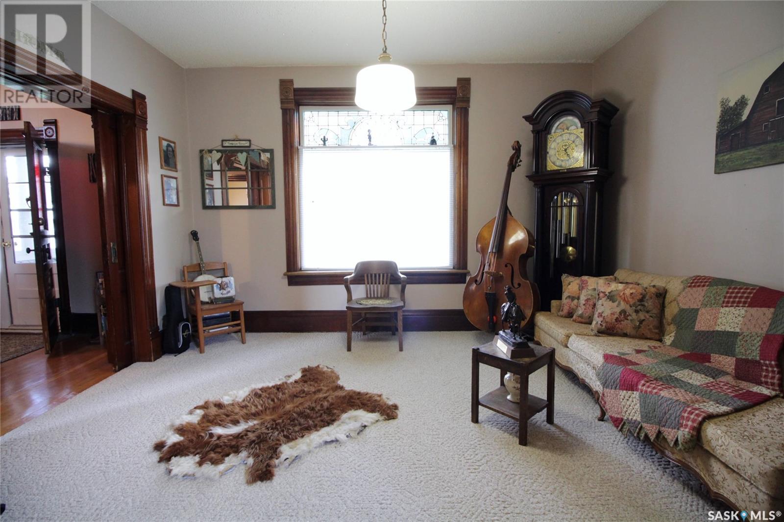 807 Gordon Street, Moosomin, Saskatchewan  S0G 3N0 - Photo 6 - SK982891