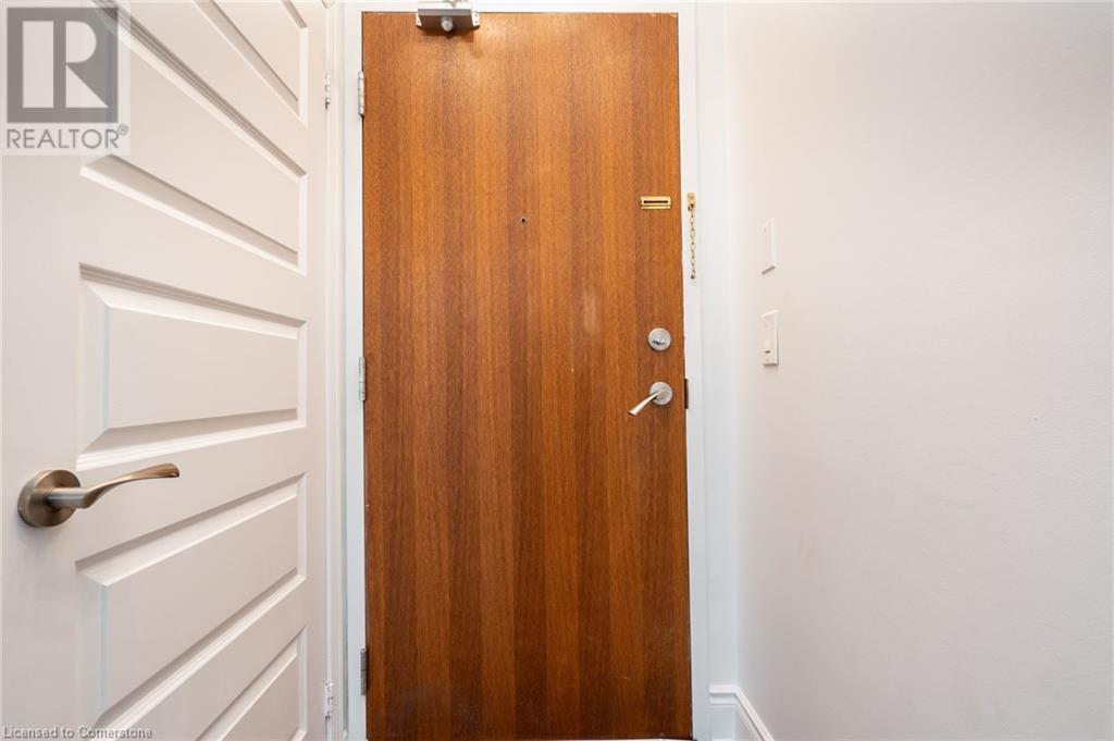 215 Queen Street Unit# 102, Brampton, Ontario  L6W 0A9 - Photo 9 - 40673327