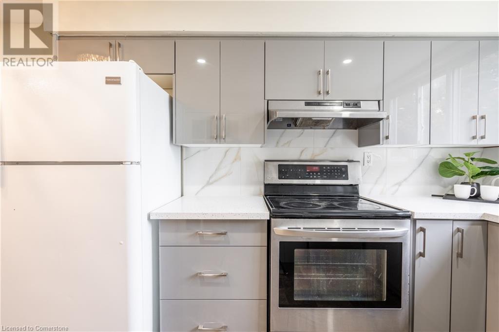 25 Britten Close Unit# B52, Hamilton, Ontario  L9C 4J8 - Photo 15 - 40673115