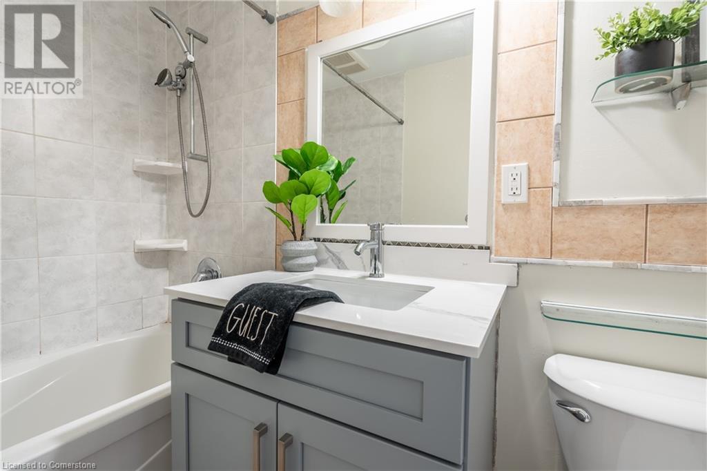 25 Britten Close Unit# B52, Hamilton, Ontario  L9C 4J8 - Photo 23 - 40673115