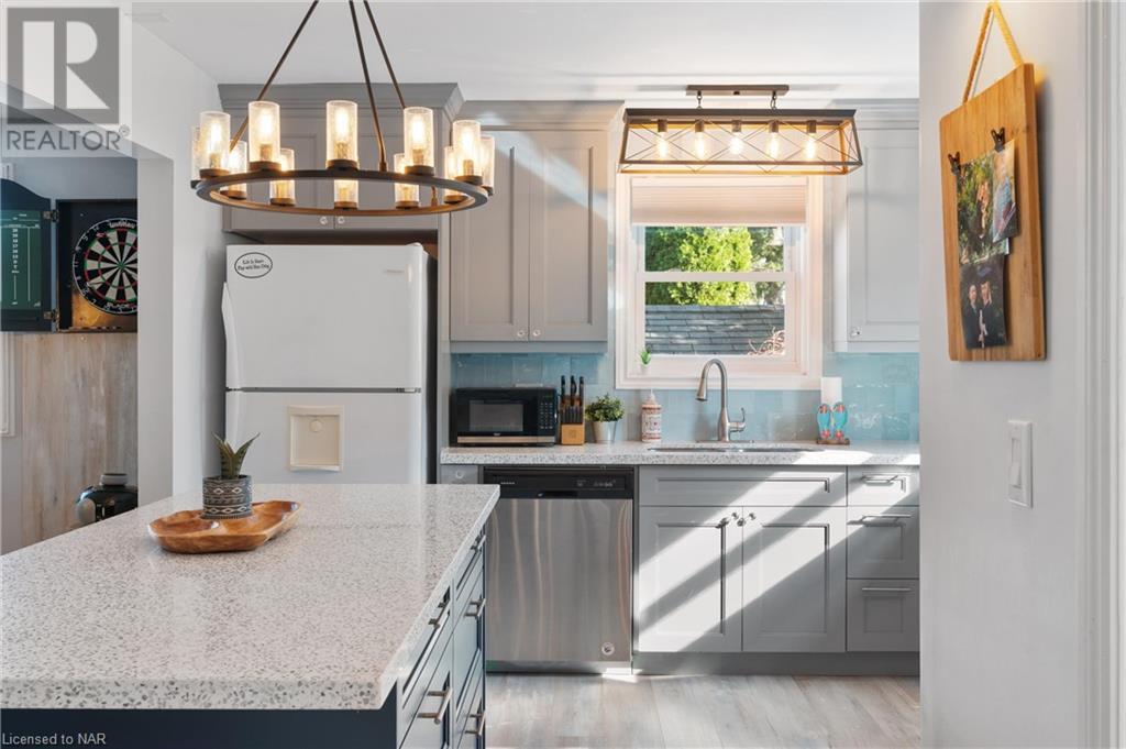 4048 Bridgewater Street, Niagara Falls, Ontario  L2G 6H7 - Photo 9 - 40670685