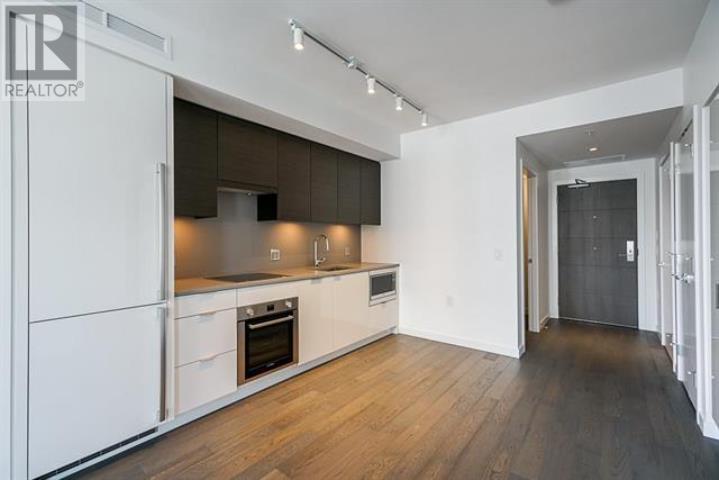 802 1688 Pullman Porter Street, Vancouver, British Columbia  V6A 0H3 - Photo 3 - R2941473