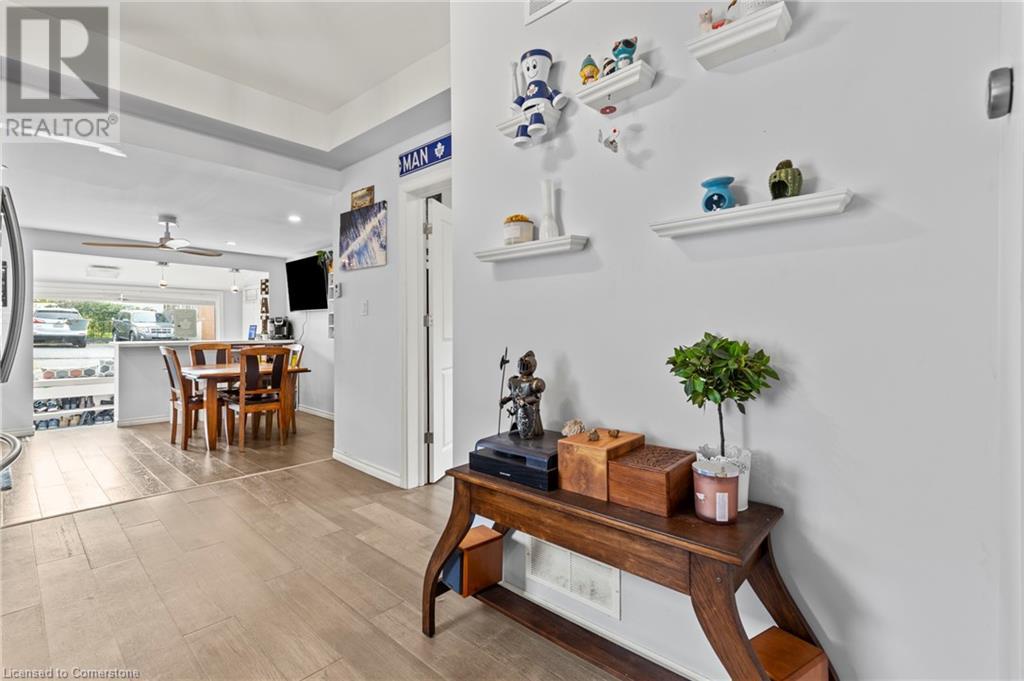 55 Albert Street W, Thorold, Ontario  L2V 2G6 - Photo 10 - 40673399