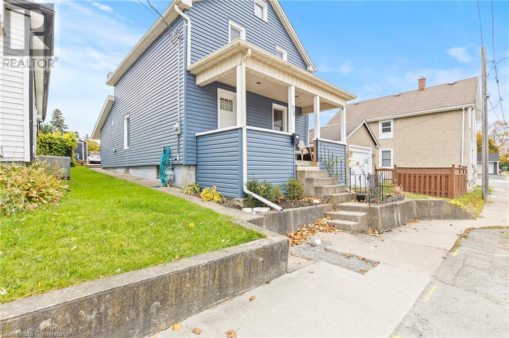 55 Albert Street W, Thorold, Ontario  L2V 2G6 - Photo 3 - 40673399