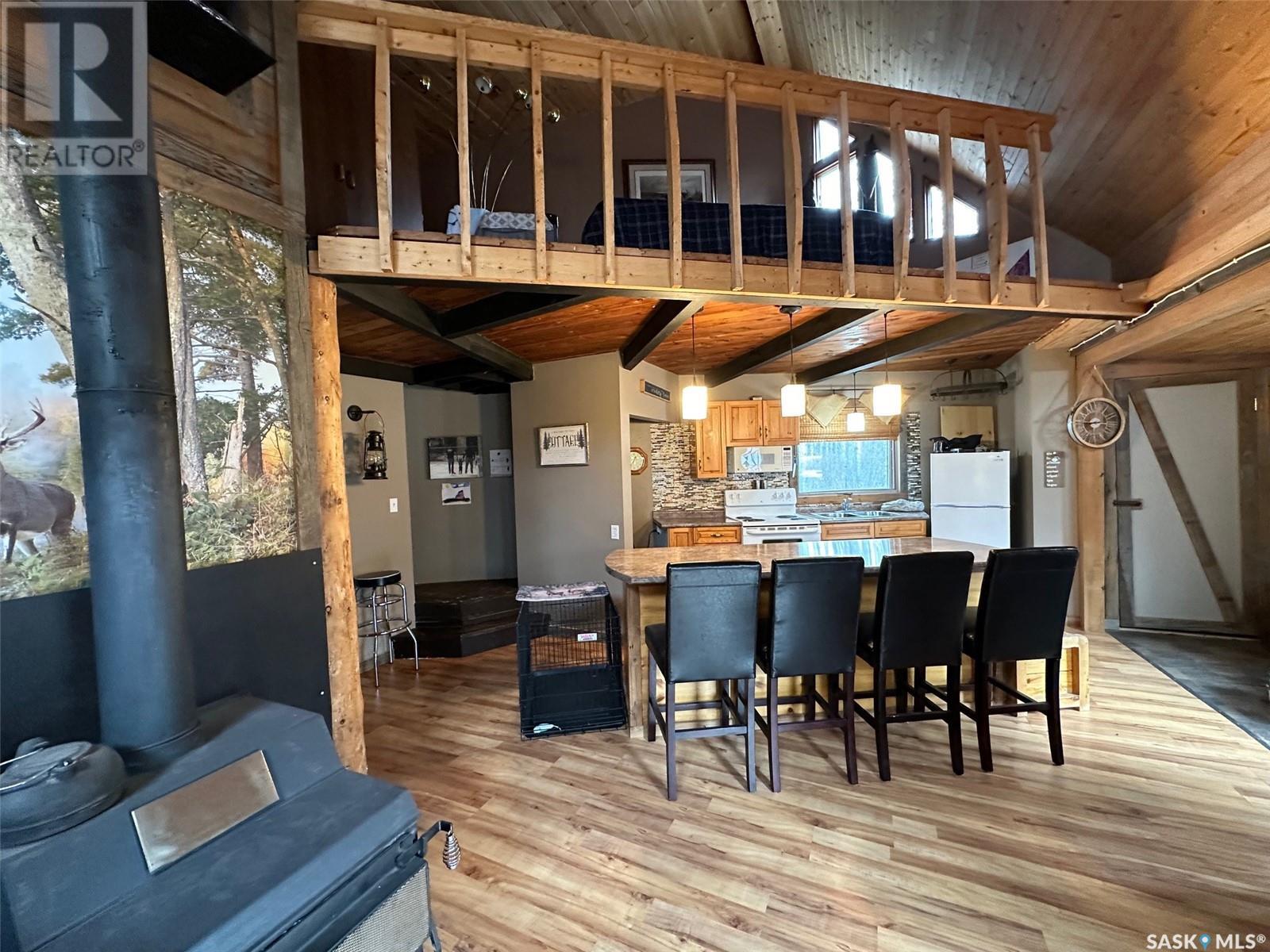 Palagian Cabin Little Swan, Hudson Bay, Saskatchewan  S0E 0Y0 - Photo 5 - SK987483