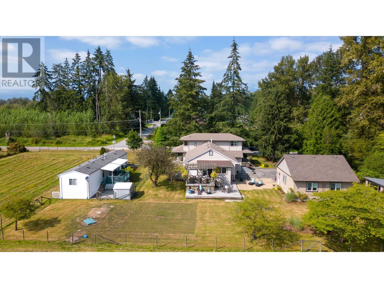 24284 116 Avenue, Maple Ridge, British Columbia  V4R 1L7 - Photo 1 - R2912950