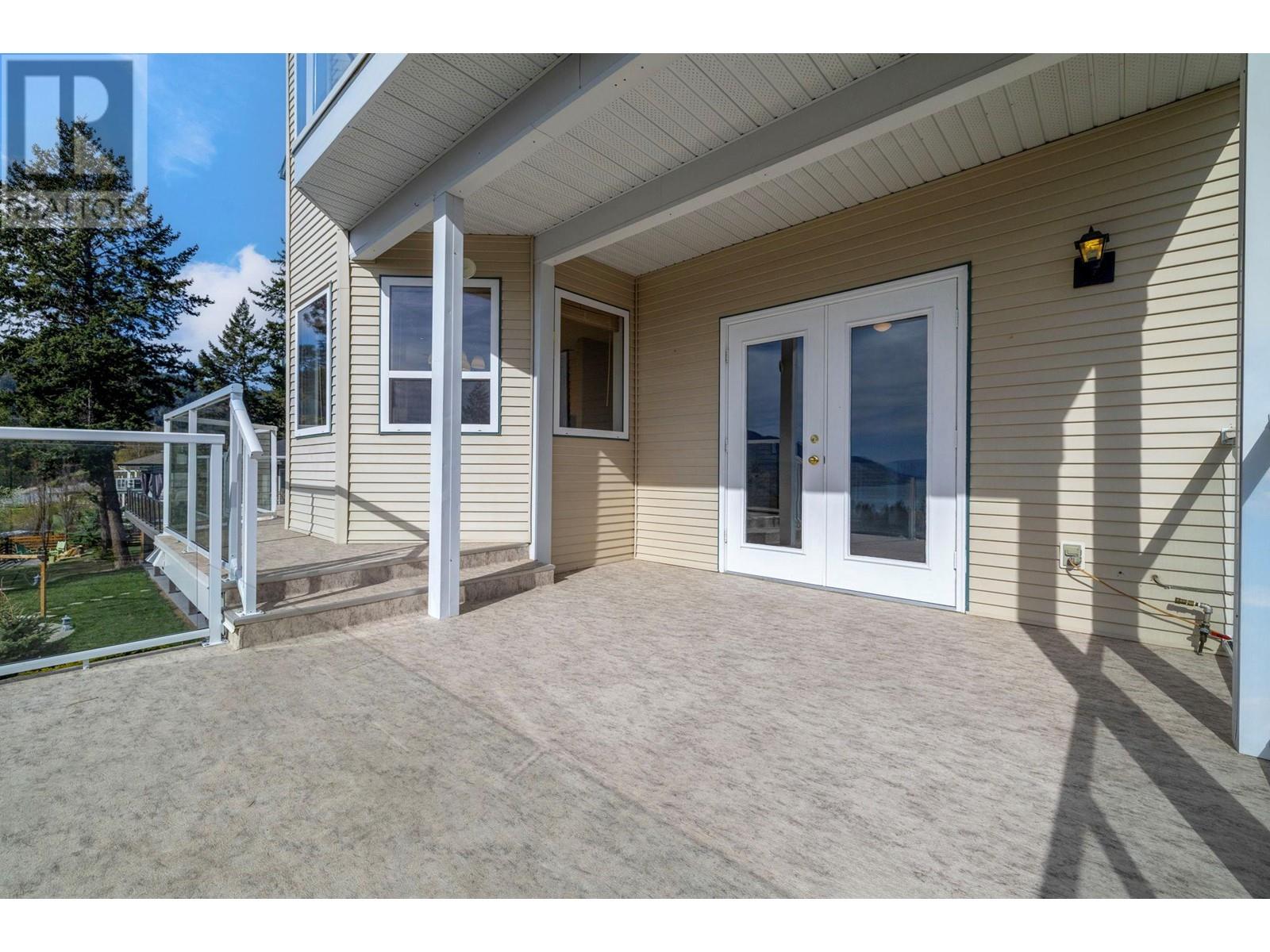 6267 Thompson Drive, Peachland, British Columbia  V0H 1X8 - Photo 24 - 10322894