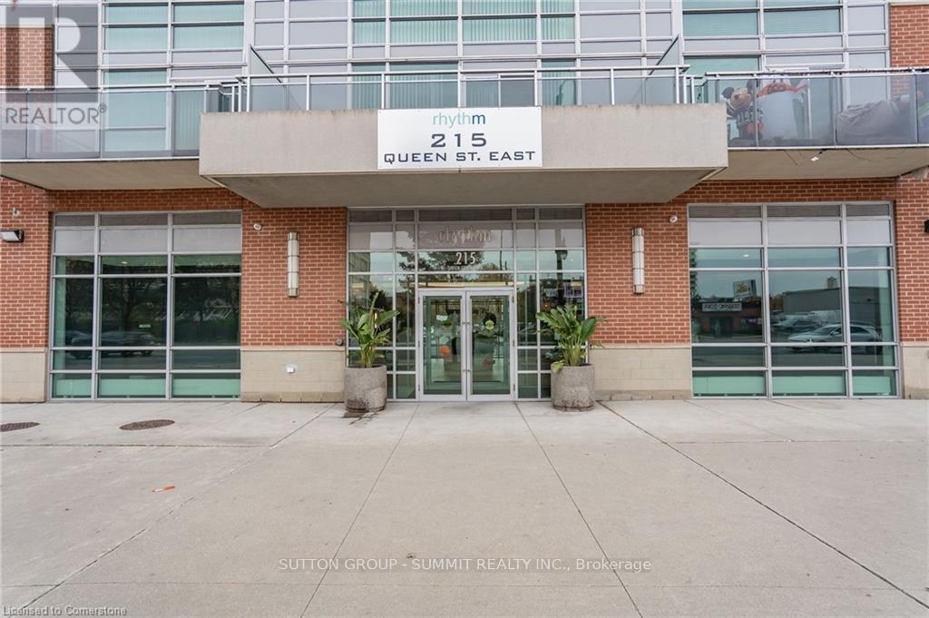 102 - 215 Queen Street, Brampton, Ontario  L6W 0A9 - Photo 4 - W10406584