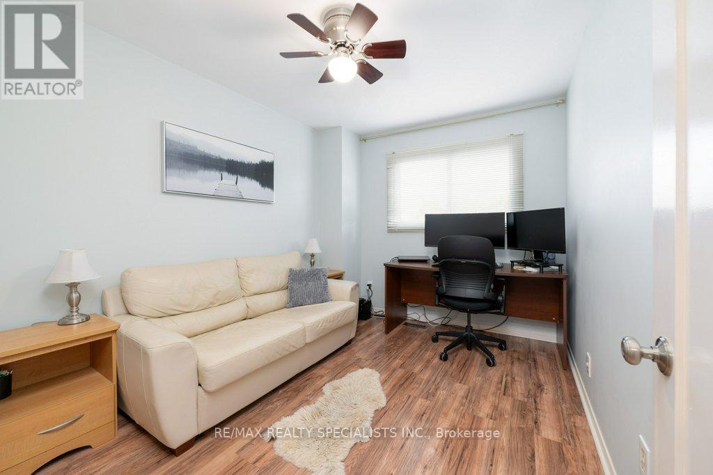 2470 Cobbinshaw Circle, Mississauga, Ontario  L5N 2G3 - Photo 21 - W10406590