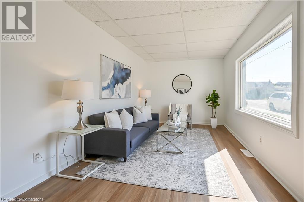 1251 Cannon Street E, Hamilton, Ontario  L8H 1V2 - Photo 5 - 40673463