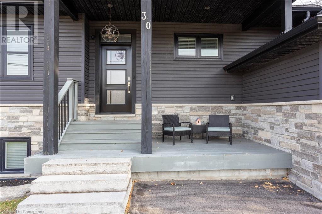 Property at 30 LAKESHORE Road image 4