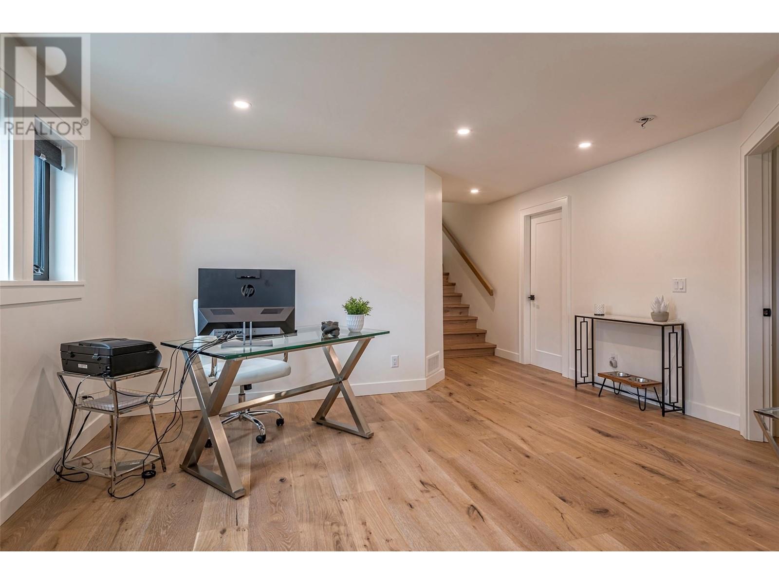 Property at 8590 Harbour Heights Road image 1