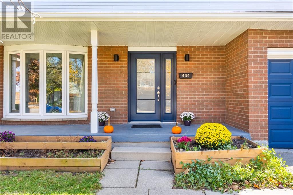 434 Grand Ridge Drive, Cambridge, Ontario  N1S 4S4 - Photo 3 - 40658727