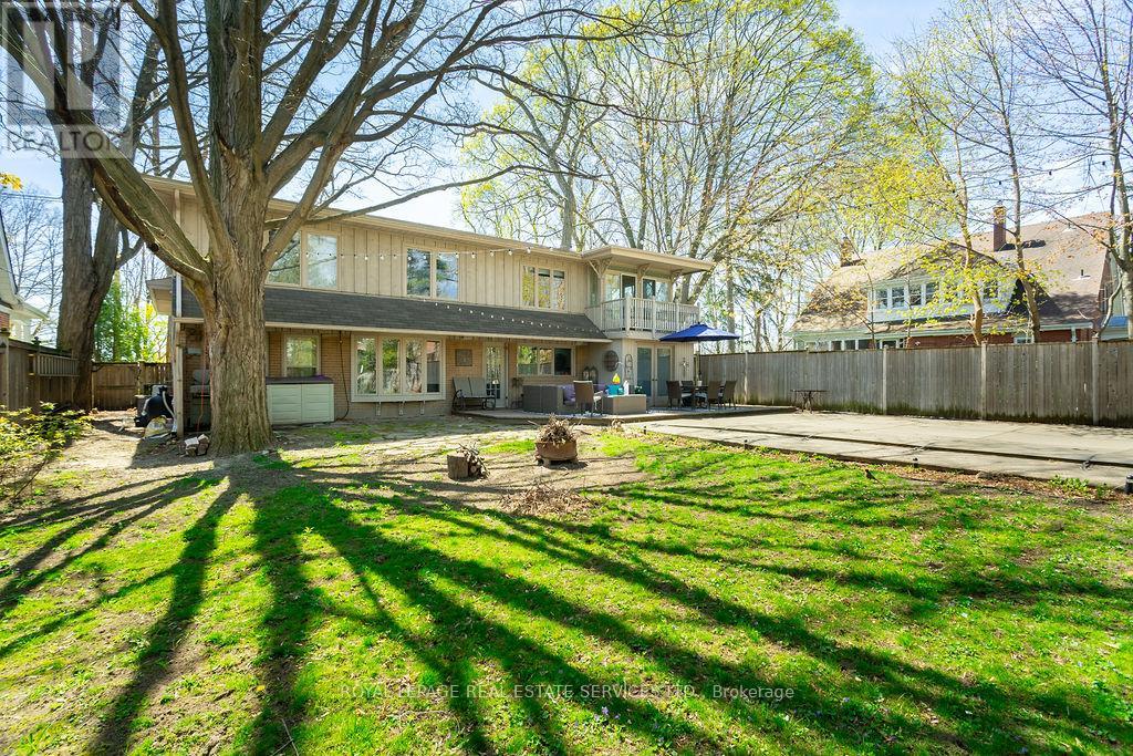 319 Macdonald Road, Oakville, Ontario  L6J 2A8 - Photo 4 - W10406730