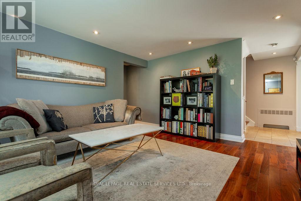 319 Macdonald Road, Oakville, Ontario  L6J 2A8 - Photo 6 - W10406730