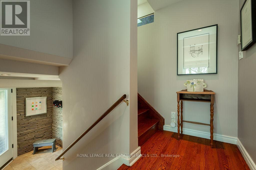 319 Macdonald Road, Oakville, Ontario  L6J 2A8 - Photo 8 - W10406730