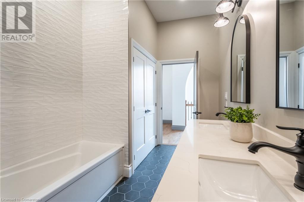 41 Talbot Road, Delhi, Ontario  N4B 1Z7 - Photo 24 - 40673233