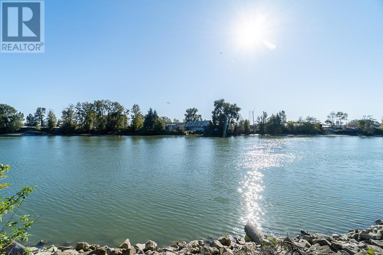 Listing Picture 31 of 31 : 310 1820 E KENT AVENUE SOUTH AVENUE, Vancouver / 溫哥華 - 魯藝地產 Yvonne Lu Group - MLS Medallion Club Member