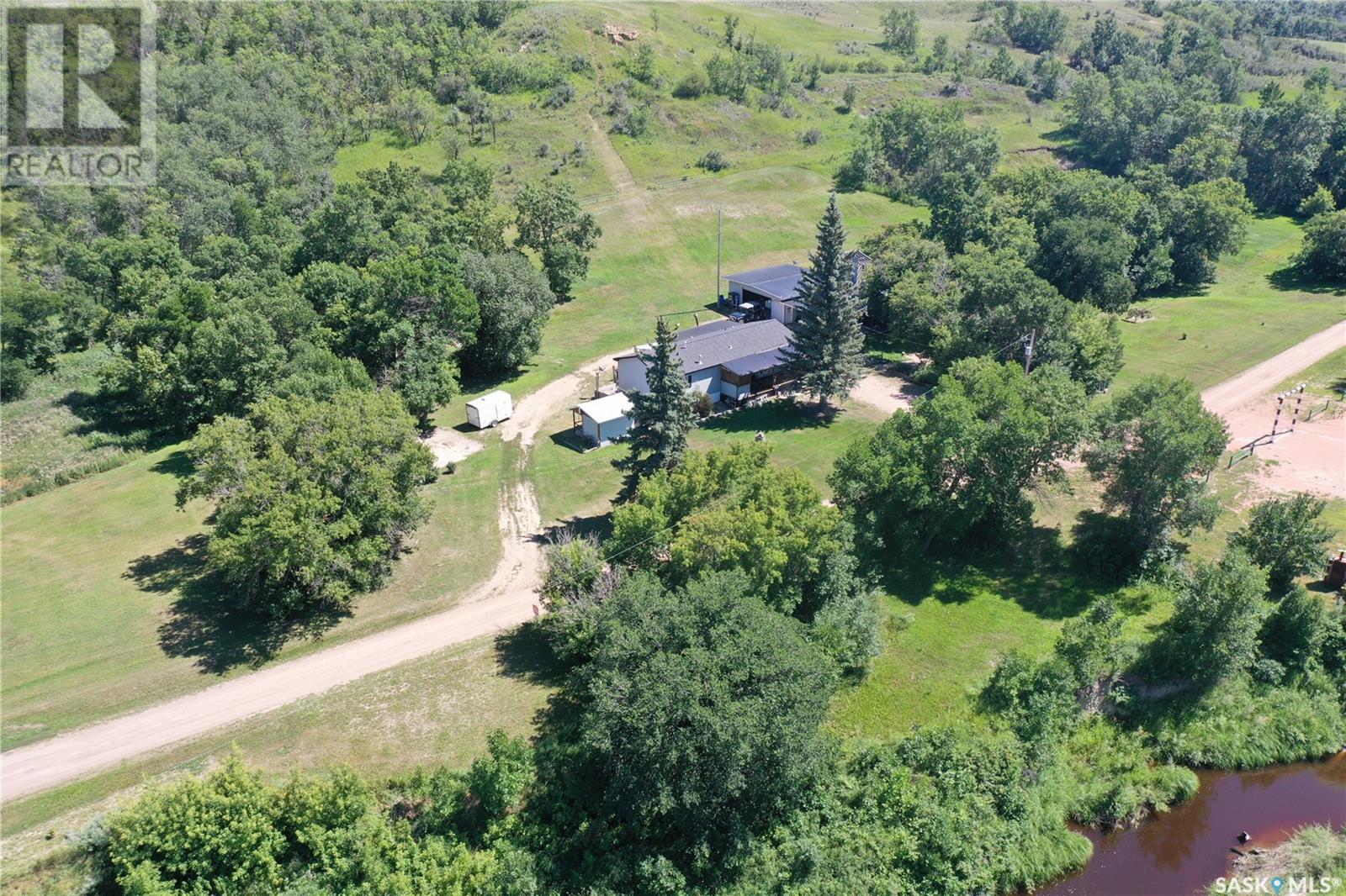 Langen Homestead Acreage, Estevan Rm No. 5, Saskatchewan  S0C 0M0 - Photo 9 - SK987536