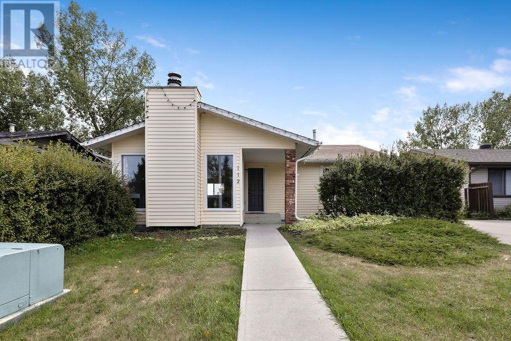 112 Hodson Crescent, Okotoks, Alberta