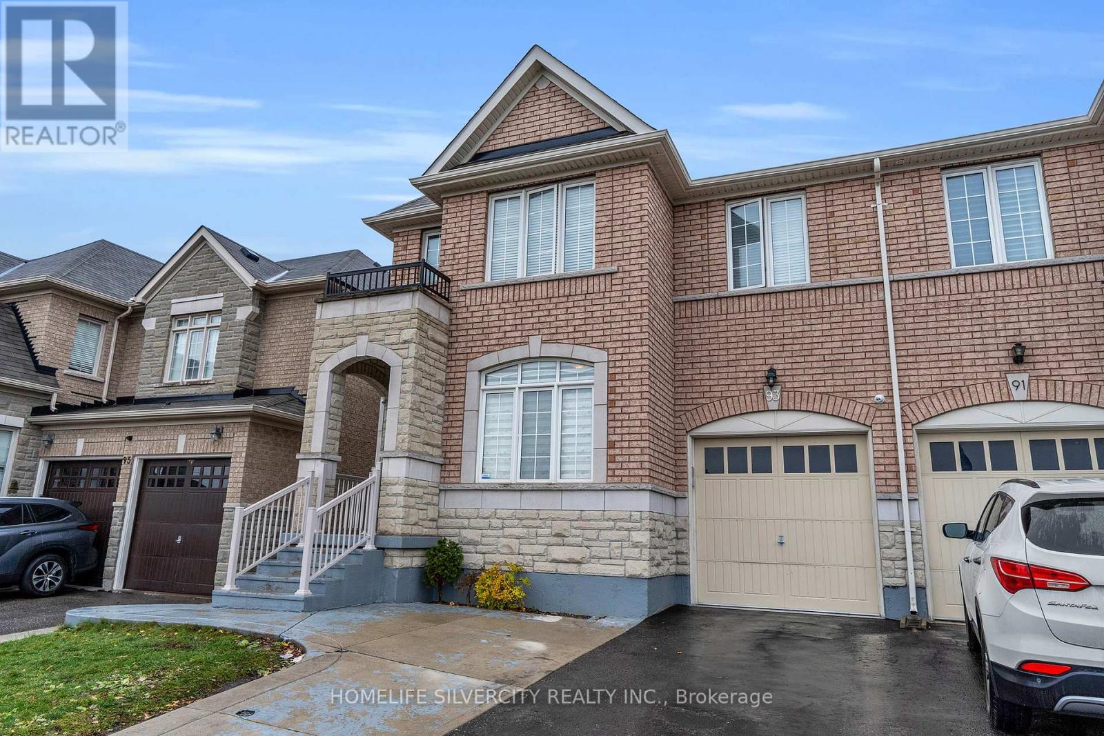 93 Education Road, Brampton, Ontario  L6P 3W3 - Photo 2 - W10406897