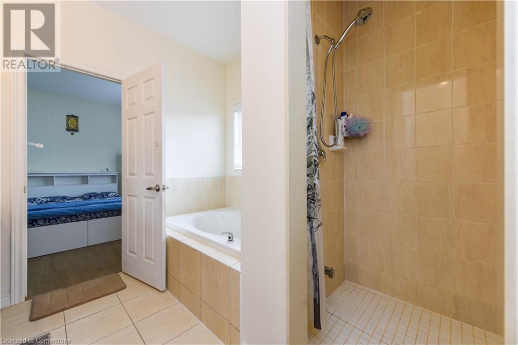 69 Vezna Crescent, Brampton, Ontario  L6X 5K4 - Photo 38 - 40673505