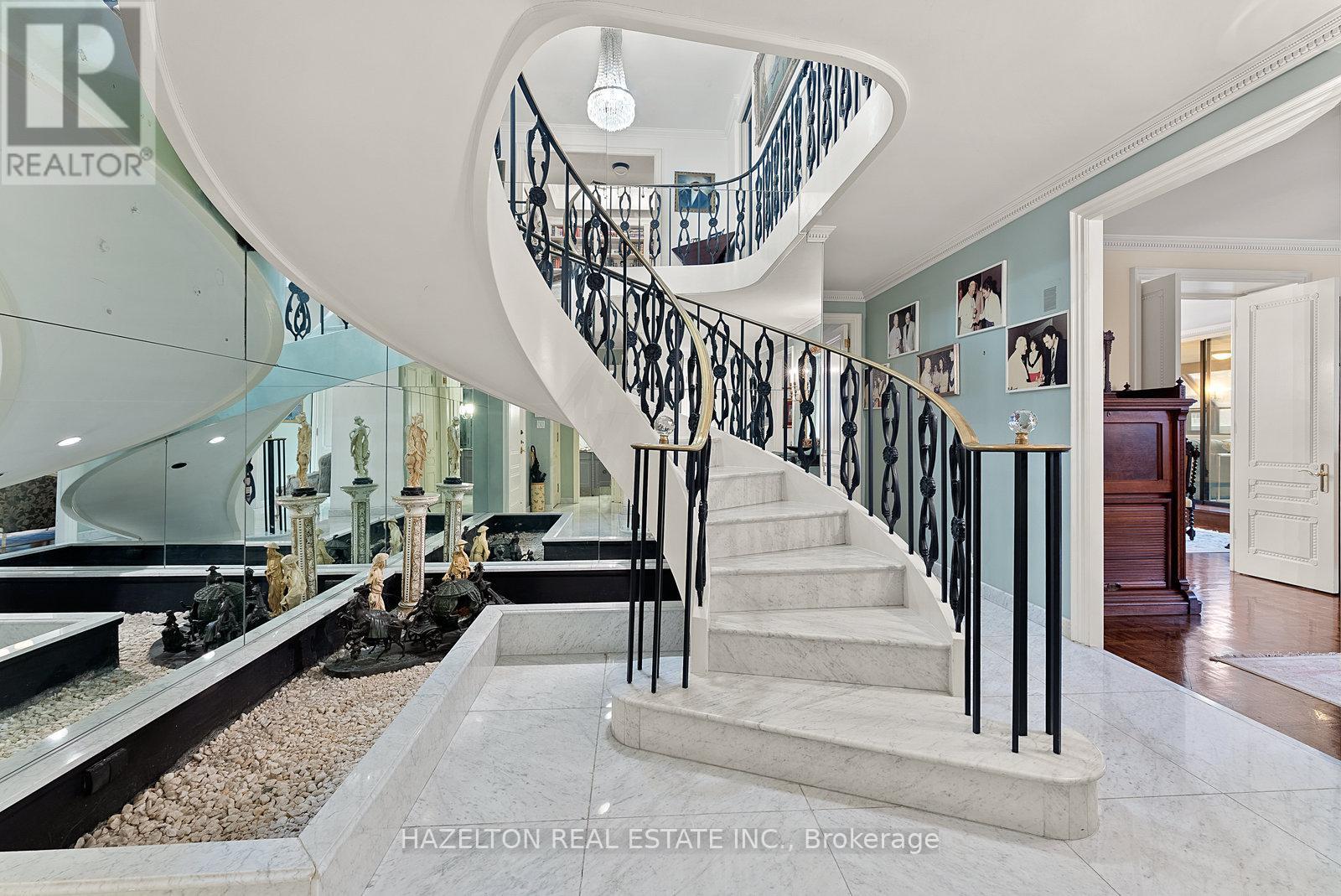 Property at 402 - 18A HAZELTON AVENUE image 2