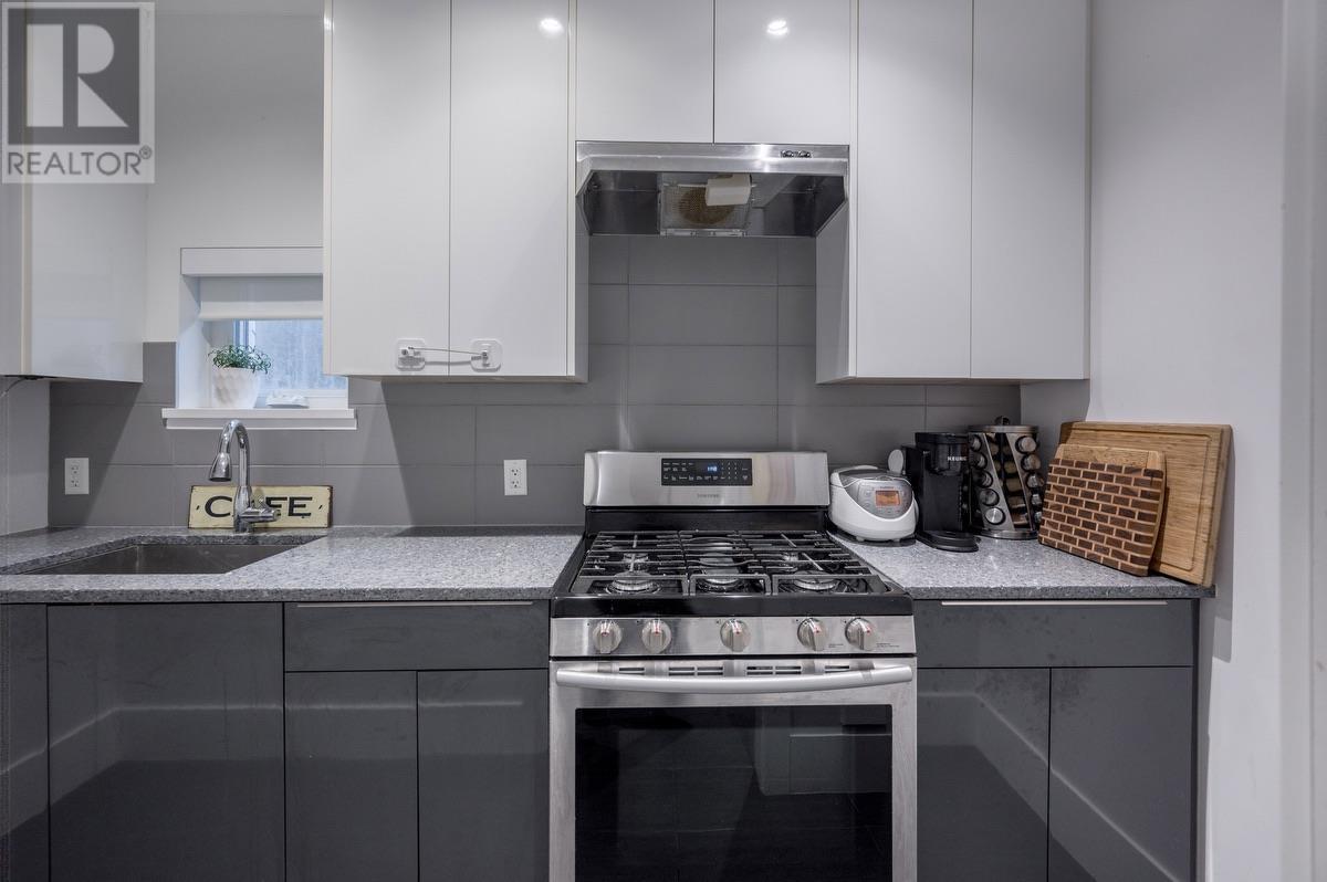 Property at 12 3295 SUNNYSIDE ROAD image 3
